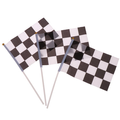 10 schwarz-weiße quadratische Rennflaggen 